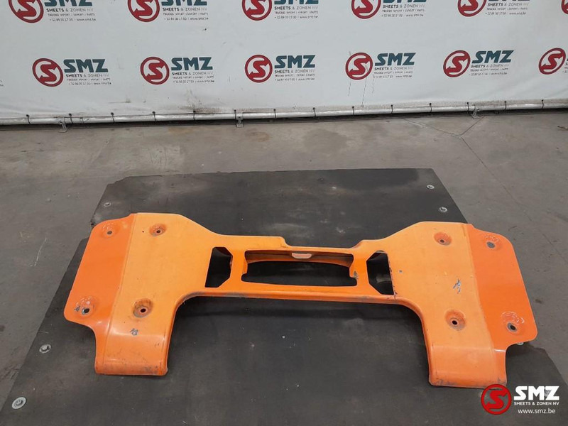 MAN Occ middendeel voorbumper MAN - Nárazník pro Nákladní auto: obrázek 1 MAN Occ middendeel voorbumper MAN - Nárazník pro Nákladní auto: obrázek 1