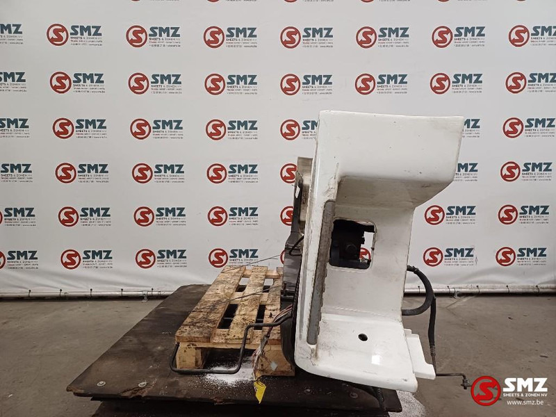 MAN Occ onderrijbeveiliging + cabineopstap L/R MAN - Nárazník pro Nákladní auto: obrázek 3 MAN Occ onderrijbeveiliging + cabineopstap L/R MAN - Nárazník pro Nákladní auto: obrázek 3