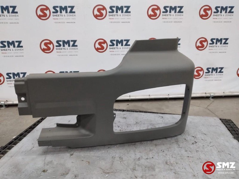 Mercedes-Benz Bumperhoek Mercedes Axor links - Roh nárazníku pro Nákladní auto: obrázek 1 Mercedes-Benz Bumperhoek Mercedes Axor links - Roh nárazníku pro Nákladní auto: obrázek 1