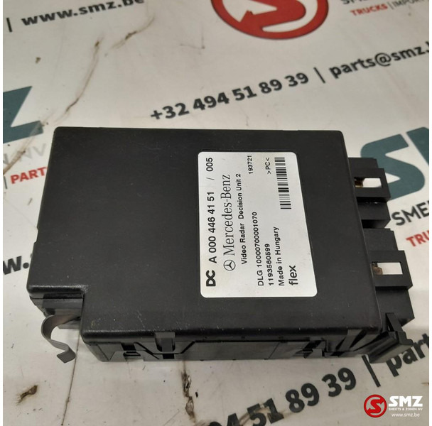 Mercedes-Benz Occ ECU Video Radar Desicion Unit regeleenheid Mer - Řídicí blok pro Nákladní auto: obrázek 2 Mercedes-Benz Occ ECU Video Radar Desicion Unit regeleenheid Mer - Řídicí blok pro Nákladní auto: obrázek 2