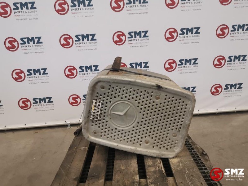 Hydraulická nádrž pro Nákladní auto Mercedes-Benz Occ Hydraulische tank 165L: obrázek 1