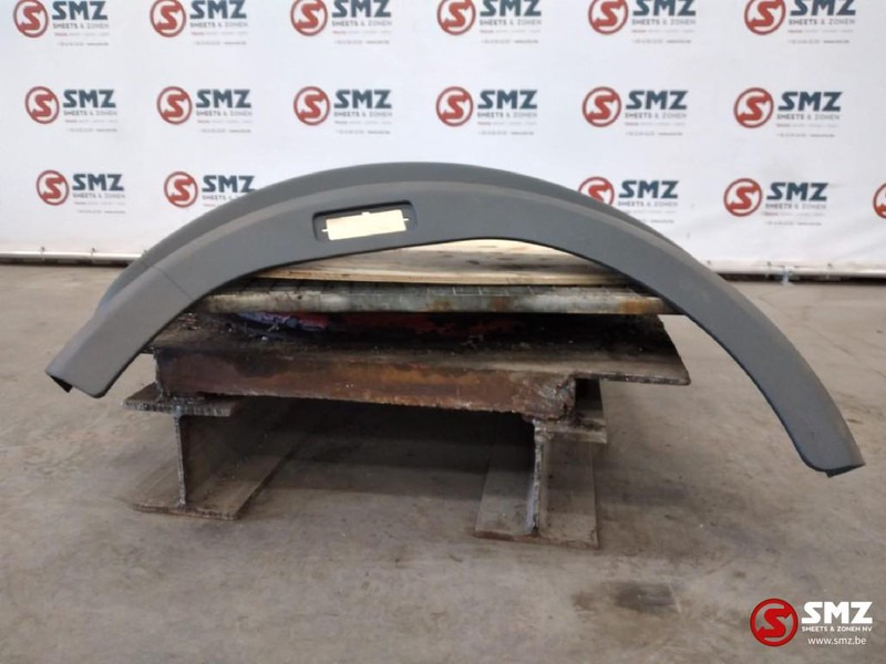 Mercedes-Benz Occ Spatbord rechts Mercedes SK - Karoserie a exteriér pro Nákladní auto: obrázek 1 Mercedes-Benz Occ Spatbord rechts Mercedes SK - Karoserie a exteriér pro Nákladní auto: obrázek 1