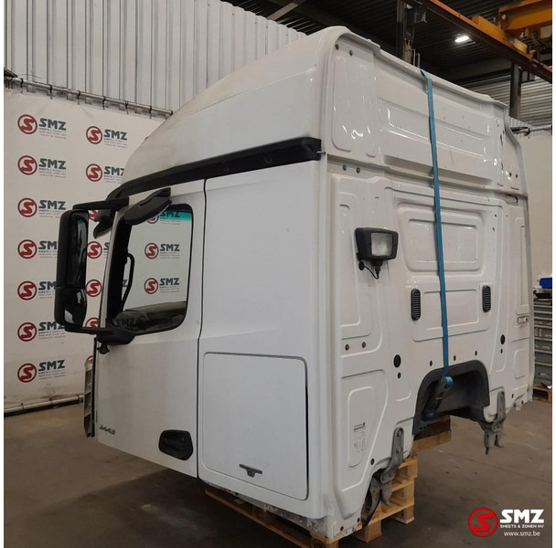 Mercedes-Benz Occ cabine RHD Mercedes - Kabina a interiér pro Nákladní auto: obrázek 5 Mercedes-Benz Occ cabine RHD Mercedes - Kabina a interiér pro Nákladní auto: obrázek 5