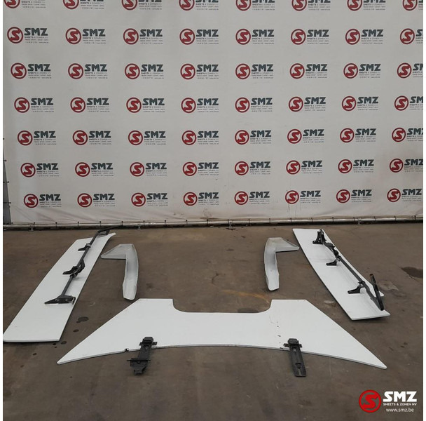 Mercedes-Benz Occ cabinespoilerset Mercedes Actros mp2/3 - Aerodynamika/ Spoilery pro Nákladní auto: obrázek 2 Mercedes-Benz Occ cabinespoilerset Mercedes Actros mp2/3 - Aerodynamika/ Spoilery pro Nákladní auto: obrázek 2
