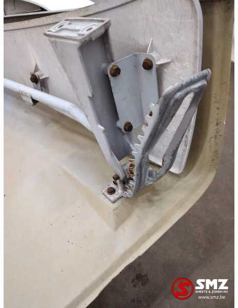 Mercedes-Benz Occ dakspoiler Mercedes - Aerodynamika/ Spoilery pro Nákladní auto: obrázek 4 Mercedes-Benz Occ dakspoiler Mercedes - Aerodynamika/ Spoilery pro Nákladní auto: obrázek 4