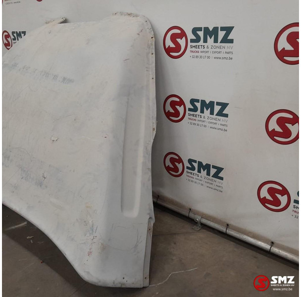 Mercedes-Benz Occ dakspoiler Mercedes SK - Aerodynamika/ Spoilery pro Nákladní auto: obrázek 4 Mercedes-Benz Occ dakspoiler Mercedes SK - Aerodynamika/ Spoilery pro Nákladní auto: obrázek 4