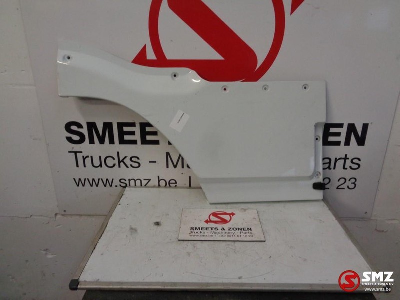 Mercedes-Benz Occ deur verlengstuk links Mercedes Actros - Kabina a interiér pro Nákladní auto: obrázek 1 Mercedes-Benz Occ deur verlengstuk links Mercedes Actros - Kabina a interiér pro Nákladní auto: obrázek 1