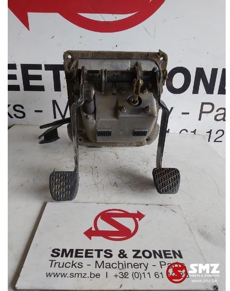 Mercedes-Benz Occ pedaalplaat compleet Actros 1841 - Pedál pro Nákladní auto: obrázek 1 Mercedes-Benz Occ pedaalplaat compleet Actros 1841 - Pedál pro Nákladní auto: obrázek 1