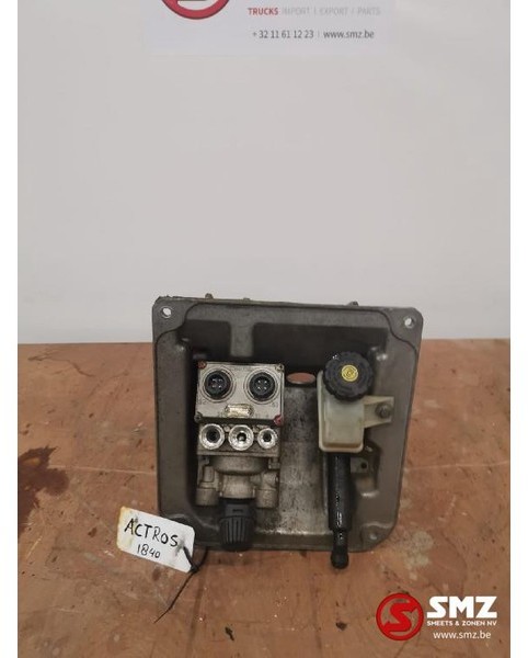 Mercedes-Benz Occ pedalenbox actros - Pedál pro Nákladní auto: obrázek 3 Mercedes-Benz Occ pedalenbox actros - Pedál pro Nákladní auto: obrázek 3