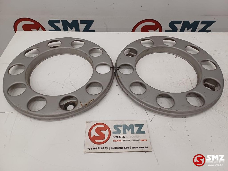 Mercedes-Benz Occ set open boutbescherming R22.5 Mercedes - Pneumatiky pro Nákladní auto: obrázek 1 Mercedes-Benz Occ set open boutbescherming R22.5 Mercedes - Pneumatiky pro Nákladní auto: obrázek 1