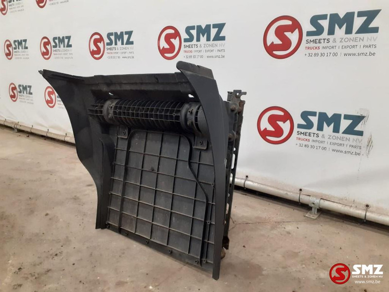 Mercedes-Benz Occ spatbord met steun side skirt rechts achter - Karoserie a exteriér pro Nákladní auto: obrázek 3 Mercedes-Benz Occ spatbord met steun side skirt rechts achter - Karoserie a exteriér pro Nákladní auto: obrázek 3