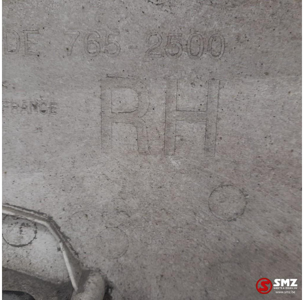 Mercedes-Benz Occ spatbord rechts Mercedes - Karoserie a exteriér pro Nákladní auto: obrázek 3 Mercedes-Benz Occ spatbord rechts Mercedes - Karoserie a exteriér pro Nákladní auto: obrázek 3