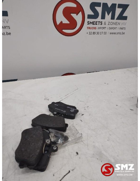 Mercedes-Benz Voorste remblokset mercedes c w202 a0054204620 - Brzdové destičky pro Nákladní auto: obrázek 1 Mercedes-Benz Voorste remblokset mercedes c w202 a0054204620 - Brzdové destičky pro Nákladní auto: obrázek 1