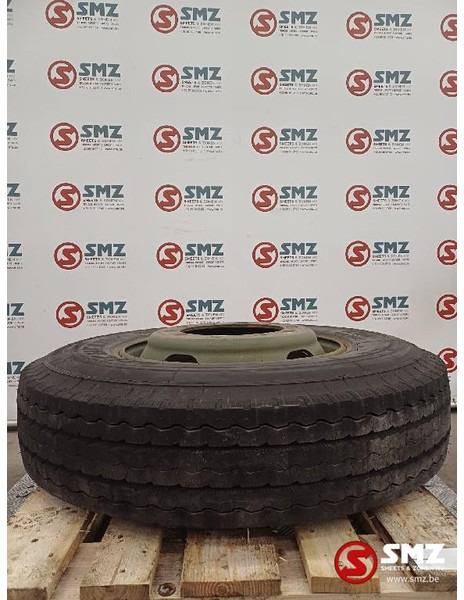 Michelin Occ vrachtwagenband 11R22.5 148/145L Michelin - Pneumatiky pro Nákladní auto: obrázek 1 Michelin Occ vrachtwagenband 11R22.5 148/145L Michelin - Pneumatiky pro Nákladní auto: obrázek 1