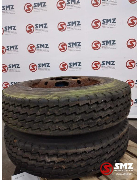 Pirelli Occ vrachtwagenband Pirelli Cinturato 11 00 R 20 - Pneumatiky pro Nákladní auto: obrázek 1 Pirelli Occ vrachtwagenband Pirelli Cinturato 11 00 R 20 - Pneumatiky pro Nákladní auto: obrázek 1