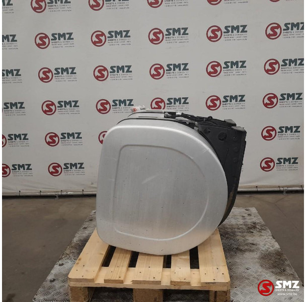 Renault Occ brandstoftank 360L + brandstofniveausensor Ren - Palivová nádrž pro Nákladní auto: obrázek 3 Renault Occ brandstoftank 360L + brandstofniveausensor Ren - Palivová nádrž pro Nákladní auto: obrázek 3