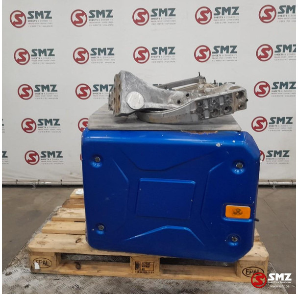 Renault Occ katalysator Euro 6 Renault - Katalyzátor výfukových plynů pro Nákladní auto: obrázek 1 Renault Occ katalysator Euro 6 Renault - Katalyzátor výfukových plynů pro Nákladní auto: obrázek 1