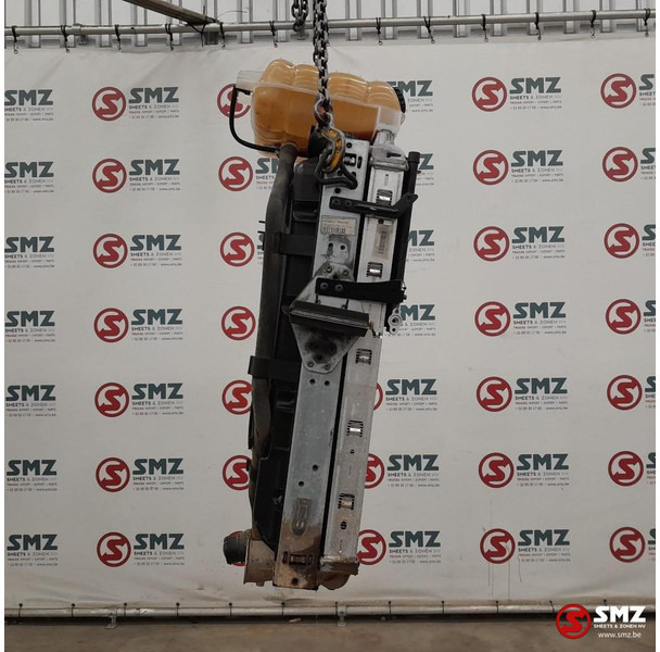 Renault Occ radiator + intercooler + expansievat Renault - Chladič pro Nákladní auto: obrázek 4 Renault Occ radiator + intercooler + expansievat Renault - Chladič pro Nákladní auto: obrázek 4