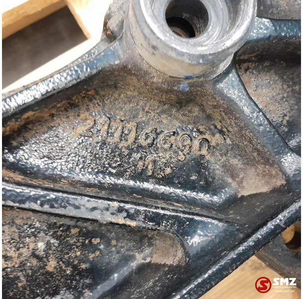 Renault Occ voorbumperbeugel rechts Renault - Rám/ Šasi pro Nákladní auto: obrázek 5 Renault Occ voorbumperbeugel rechts Renault - Rám/ Šasi pro Nákladní auto: obrázek 5