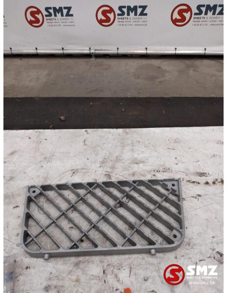 Renault Opstapplaat boven renault - Kabina a interiér pro Nákladní auto: obrázek 1 Renault Opstapplaat boven renault - Kabina a interiér pro Nákladní auto: obrázek 1