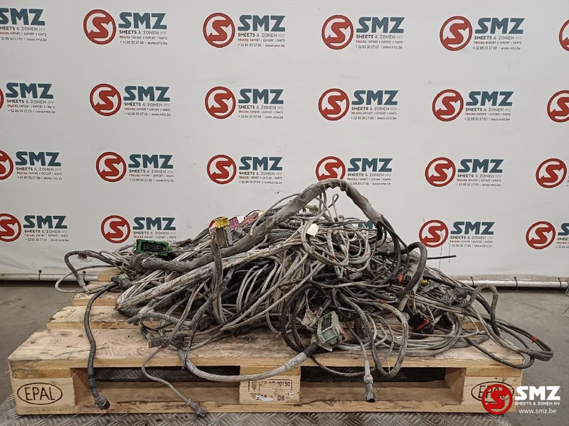 Scania Occ chassis kabelboom Scania - Palubní deska pro Nákladní auto: obrázek 1 Scania Occ chassis kabelboom Scania - Palubní deska pro Nákladní auto: obrázek 1