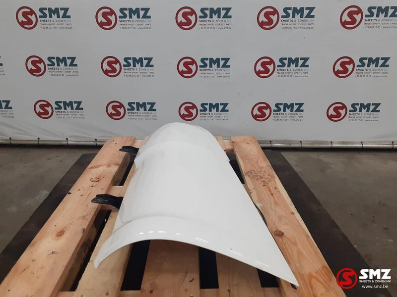 Scania Occ windgeleider rechts Scania - Kabina a interiér pro Nákladní auto: obrázek 4 Scania Occ windgeleider rechts Scania - Kabina a interiér pro Nákladní auto: obrázek 4