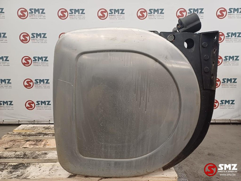 Volvo Occ brandstoftank met steunen 330L Volvo - Palivová nádrž pro Nákladní auto: obrázek 3 Volvo Occ brandstoftank met steunen 330L Volvo - Palivová nádrž pro Nákladní auto: obrázek 3