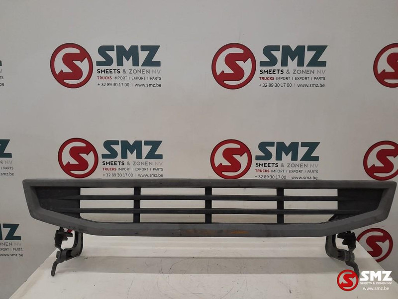 Volvo Occ onderste traptrede grille Volvo - Mřížka pro Nákladní auto: obrázek 1 Volvo Occ onderste traptrede grille Volvo - Mřížka pro Nákladní auto: obrázek 1