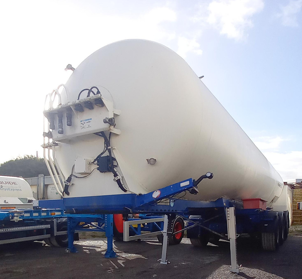 AGA Cryo Gas tank semi-trailer cryogenic used for nitrogen, argon, oxygen, LIN, LOX, LAR. - Cisternový návěs: obrázek 2 AGA Cryo Gas tank semi-trailer cryogenic used for nitrogen, argon, oxygen, LIN, LOX, LAR. - Cisternový návěs: obrázek 2