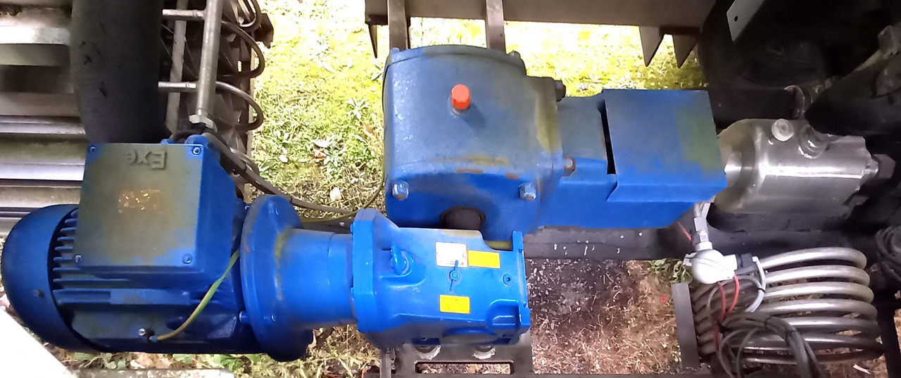 Komunální/ Speciální technika Messer Griesheim Tank semi-trailer LNG/CNG filling station Methan Gas Cryogenic: obrázek 19