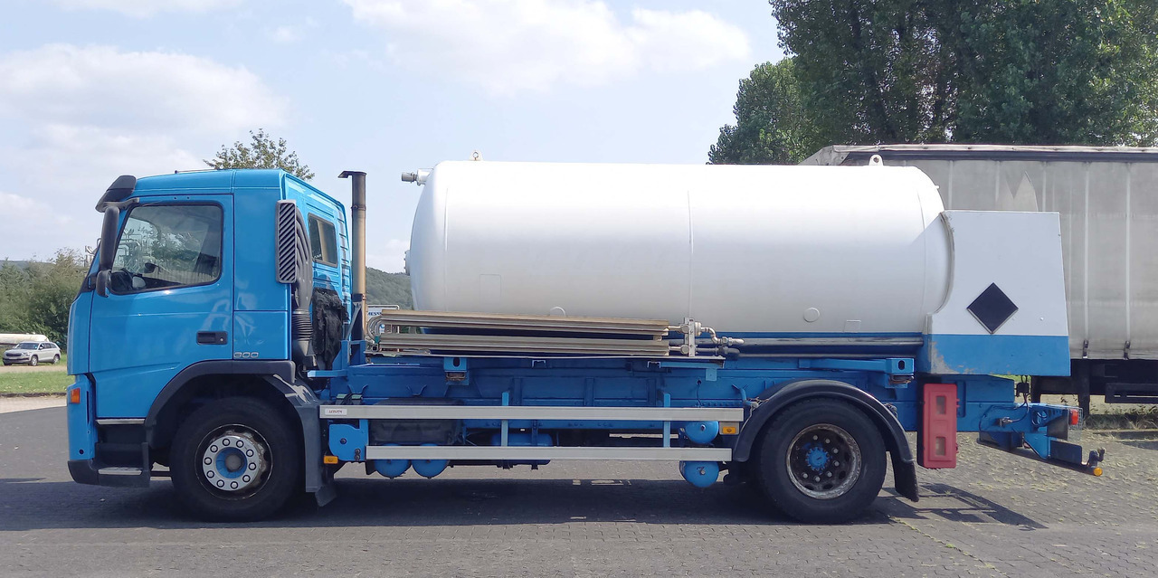 VOLVO Gas tank truck cryogenic used for oxygen, argon, nitrogen - Cisternové vozidlo: obrázek 4 VOLVO Gas tank truck cryogenic used for oxygen, argon, nitrogen - Cisternové vozidlo: obrázek 4