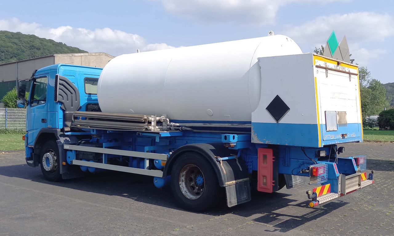 VOLVO Gas tank truck cryogenic used for oxygen, argon, nitrogen - Cisternové vozidlo: obrázek 5 VOLVO Gas tank truck cryogenic used for oxygen, argon, nitrogen - Cisternové vozidlo: obrázek 5