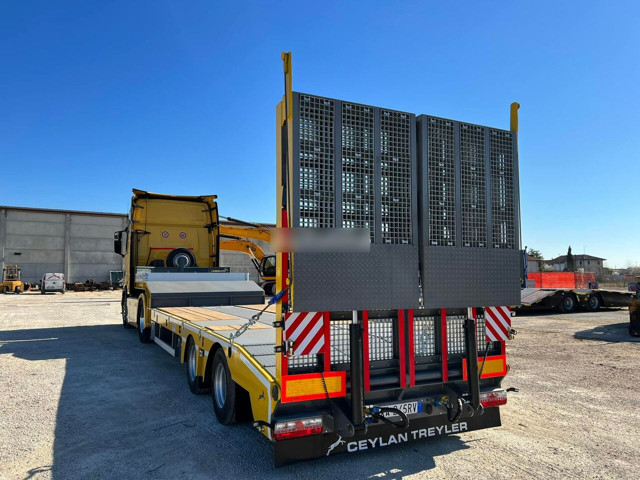CEYLAN 2 AXLES STANDART & EXTENDABLE LOWBED - Podvalníkový návěs: obrázek 3 CEYLAN 2 AXLES STANDART & EXTENDABLE LOWBED - Podvalníkový návěs: obrázek 3