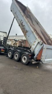 Schmitz Cargobull 24 cub - Sklápěcí návěs: obrázek 3 Schmitz Cargobull 24 cub - Sklápěcí návěs: obrázek 3