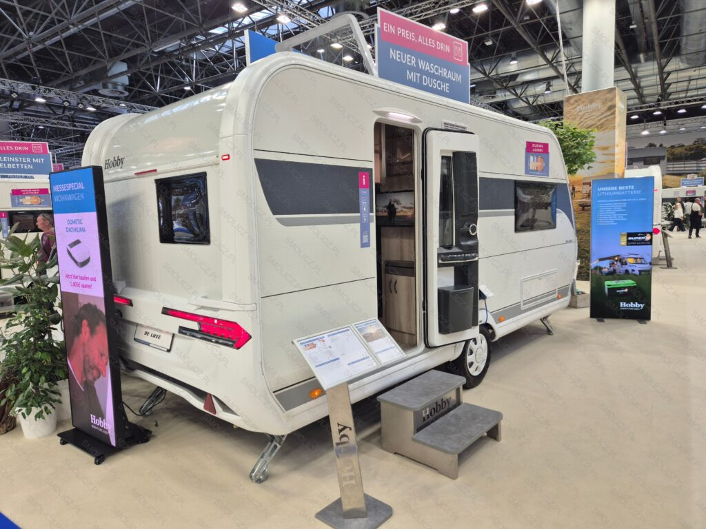 DE LUXE 460 SL - Karavan: obrázek 1 DE LUXE 460 SL - Karavan: obrázek 1