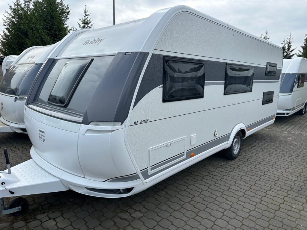 DE LUXE 545 KMF 2024 - Karavan: obrázek 1 DE LUXE 545 KMF 2024 - Karavan: obrázek 1