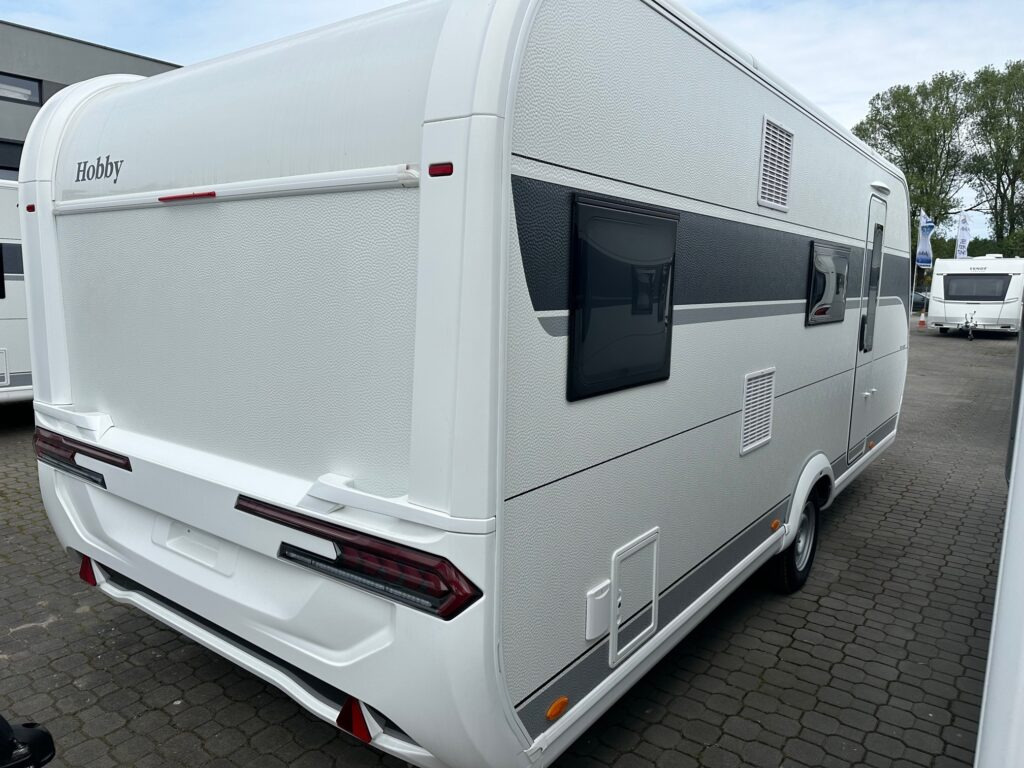 DE LUXE 545 KMF 2024 - Karavan: obrázek 3 DE LUXE 545 KMF 2024 - Karavan: obrázek 3