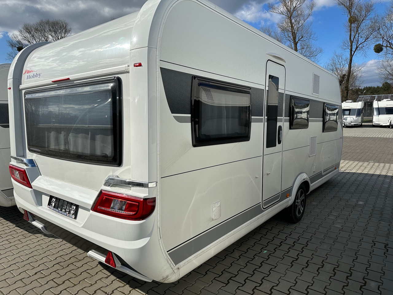 Hobby 585 UL Maxia 2023 - Karavan: obrázek 3 Hobby 585 UL Maxia 2023 - Karavan: obrázek 3