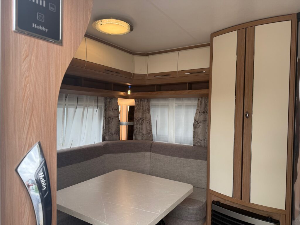 Hobby De Luxe 540 UFf 2020 - Karavan: obrázek 5 Hobby De Luxe 540 UFf 2020 - Karavan: obrázek 5