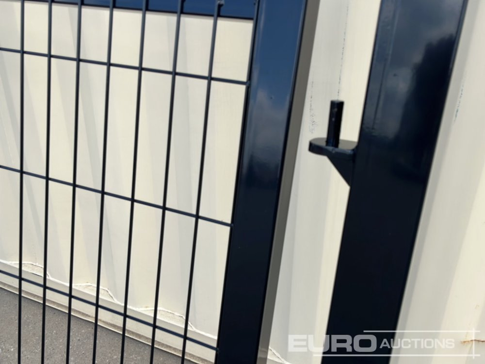 Stavební zařízení 1.2m x 2.4m Pedestrian Gate, Heavy Duty Galvanized Powder Coated, 80mm x 80mm x 3m Post (2 of), Assembly Kit (Black): obrázek 8