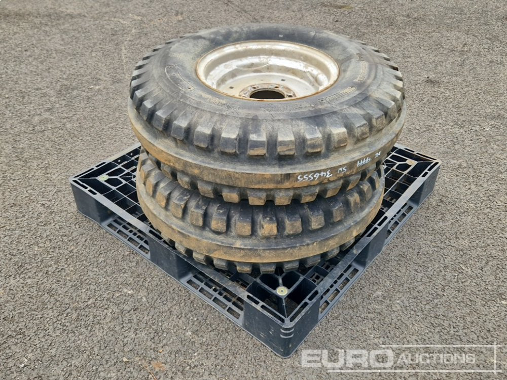 10.00-16 Tyre & Rim to suit Massey Ferguson (2 of) - Pneumatiky: obrázek 1 10.00-16 Tyre & Rim to suit Massey Ferguson (2 of) - Pneumatiky: obrázek 1