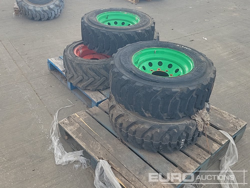 10-16.5 Tyre & Rim (3 of), 26-12/38 Tyre & Rim (2 of) - Pneumatiky: obrázek 5 10-16.5 Tyre & Rim (3 of), 26-12/38 Tyre & Rim (2 of) - Pneumatiky: obrázek 5