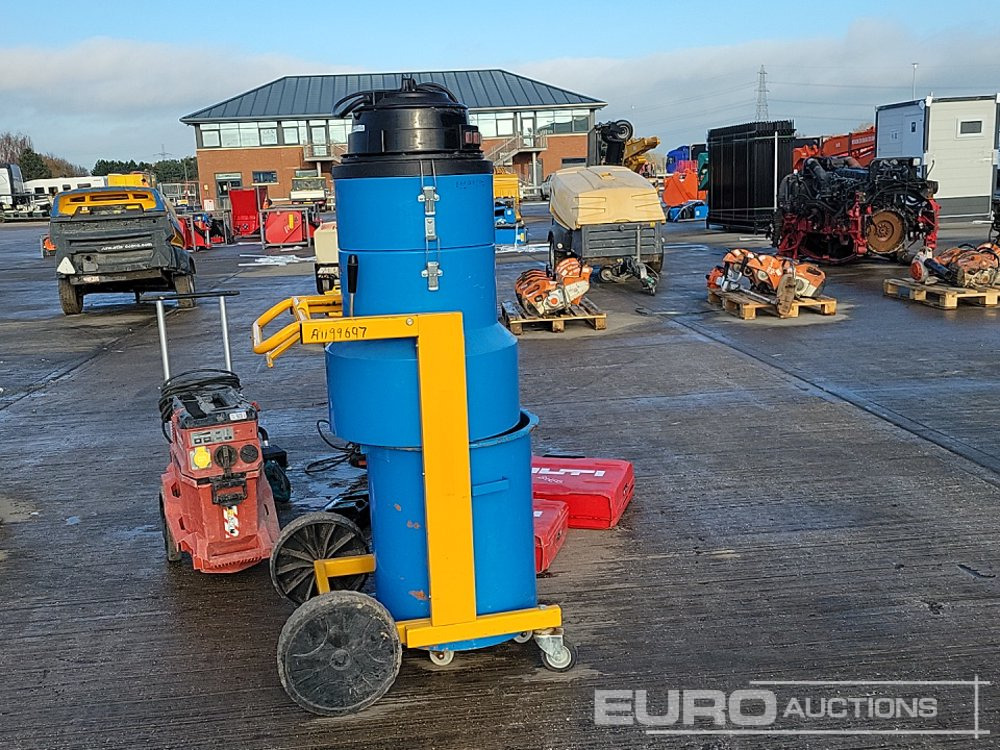 110 Volt SPE Vacuum, Hilti VC 40M-X 110 Volt Dust Extractor, Makita Cordless Floor Saw & Charger Pack, Hilti TE 70-ATC 110 Volt Hammer Drill, Hilti TE 700-AVR 110 Volt Hammer Drill, Hilti TE 30 110 Vo - Stavební zařízení: obrázek 5 110 Volt SPE Vacuum, Hilti VC 40M-X 110 Volt Dust Extractor, Makita Cordless Floor Saw & Charger Pack, Hilti TE 70-ATC 110 Volt Hammer Drill, Hilti TE 700-AVR 110 Volt Hammer Drill, Hilti TE 30 110 Vo - Stavební zařízení: obrázek 5