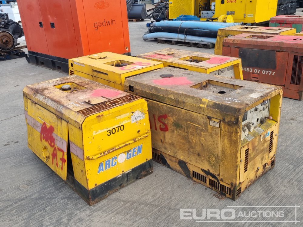 110Volt Generator/Welder, Kubota Engine (4 of, Parts Missing) - Elektrický generátor: obrázek 1 110Volt Generator/Welder, Kubota Engine (4 of, Parts Missing) - Elektrický generátor: obrázek 1