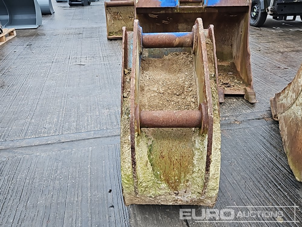 18" Scoop Bucket 65mm Pin to suit 13 Ton Excavator - Lžíce: obrázek 4 18" Scoop Bucket 65mm Pin to suit 13 Ton Excavator - Lžíce: obrázek 4