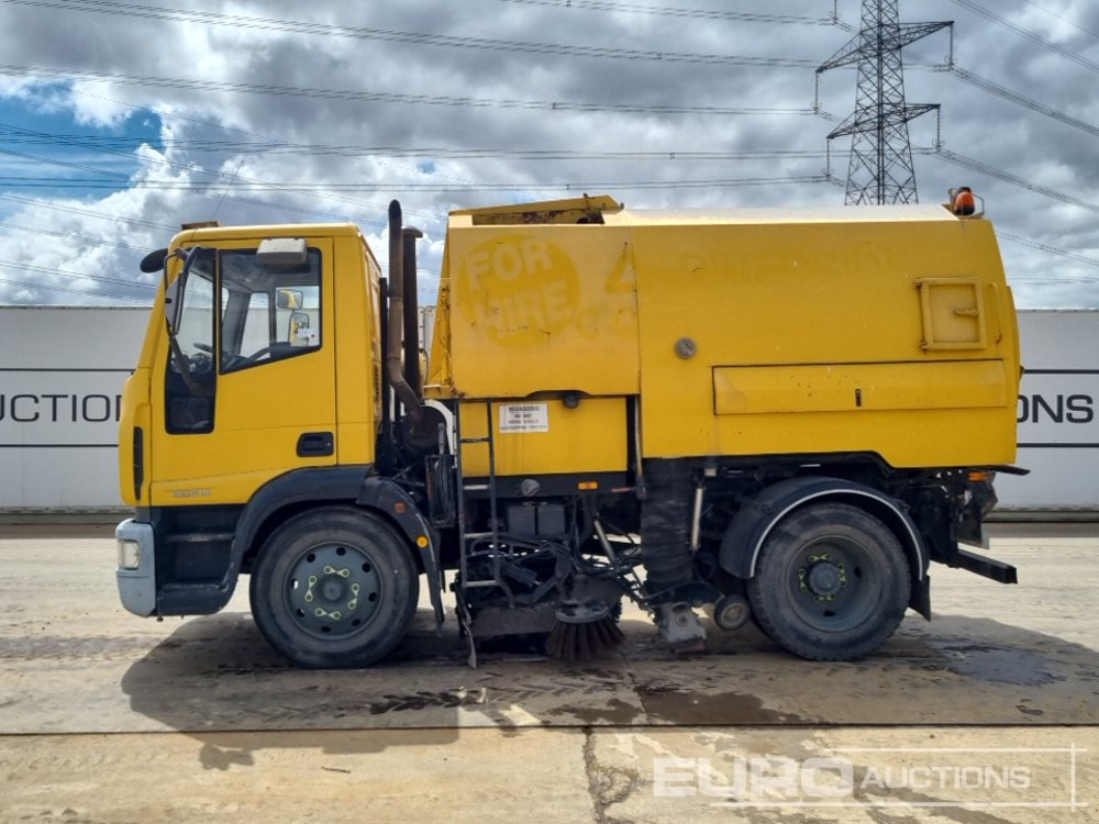 2004 Iveco ML130E18K - Zametací vůz: obrázek 2 2004 Iveco ML130E18K - Zametací vůz: obrázek 2