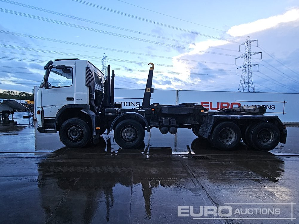 2005 Volvo FM12 340 - Hákový nosič kontejnerů: obrázek 2 2005 Volvo FM12 340 - Hákový nosič kontejnerů: obrázek 2