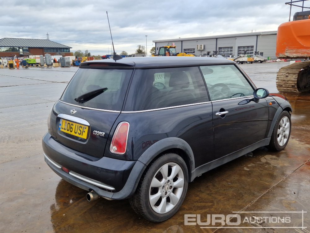 2006 Mini Cooper - Osobní auto: obrázek 5 2006 Mini Cooper - Osobní auto: obrázek 5