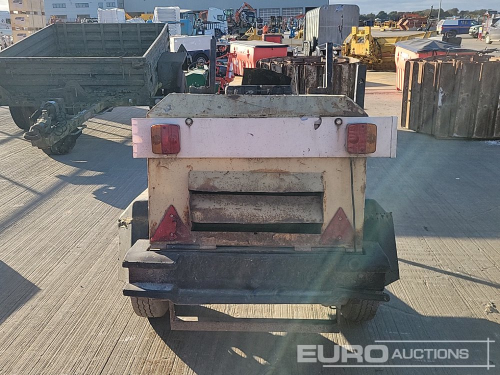 2007 Ingersoll Rand 720 - Mobilní kompresor: obrázek 4 2007 Ingersoll Rand 720 - Mobilní kompresor: obrázek 4