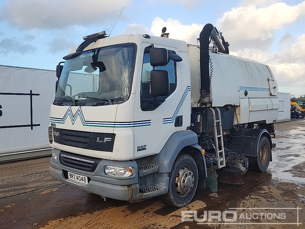 2010 DAF LF55-220 - Zametací vůz: obrázek 1 2010 DAF LF55-220 - Zametací vůz: obrázek 1